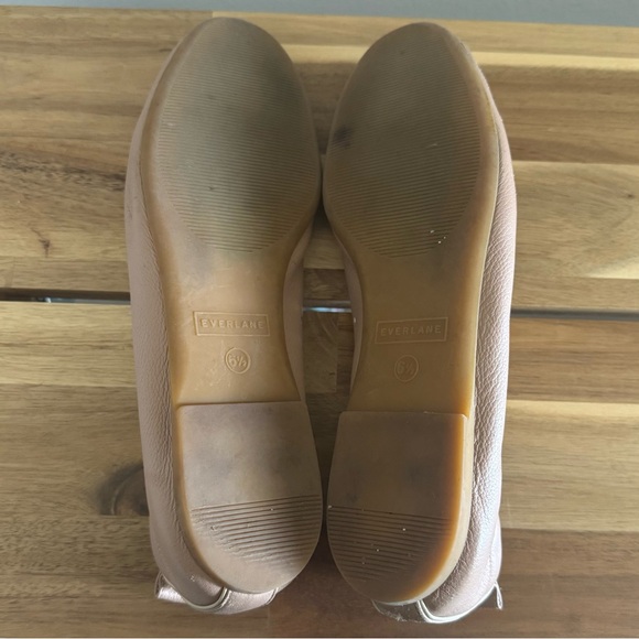 Everlane Day Glove Tan 6.5 Ballet Flats Beige - Picture 6 of 10